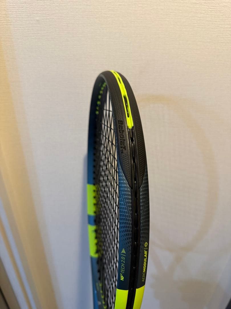 Babolat ピュアアエロ　2026 100 G2