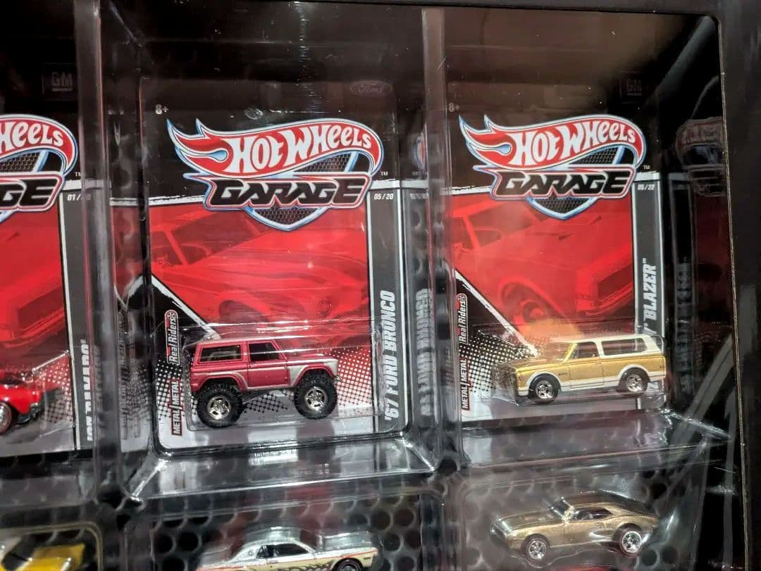 ホットウィール Garage Ford vs GM 20台セット ガレージ
