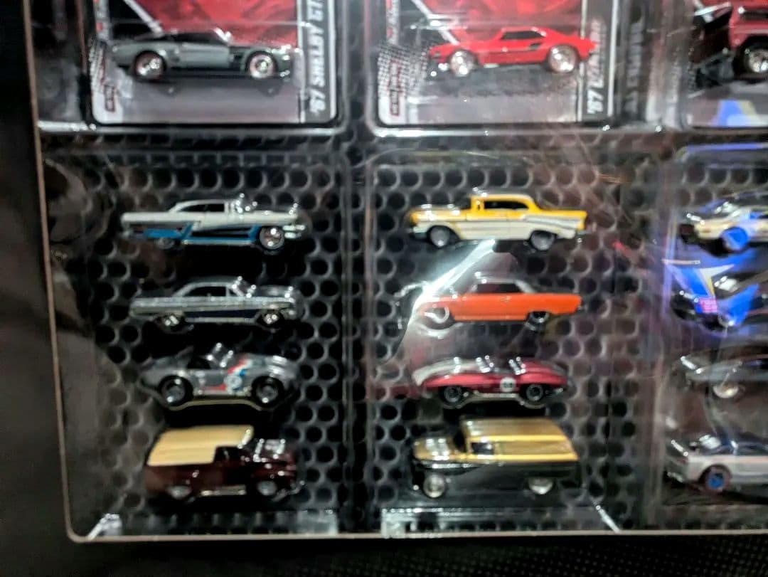 ホットウィール Garage Ford vs GM 20台セット ガレージ
