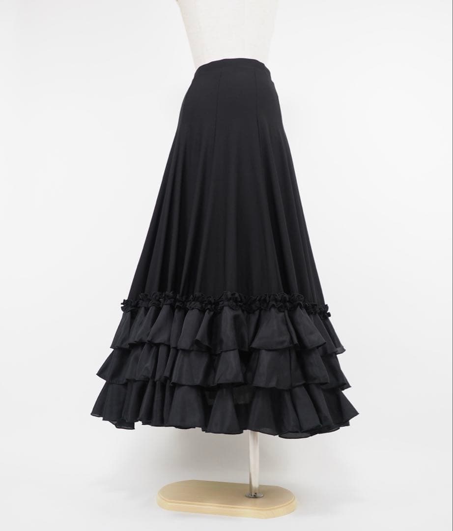 フラメンコ　ファルダ　新品　黒　レッスンファルダ　フラメンコ衣装　Leirena
