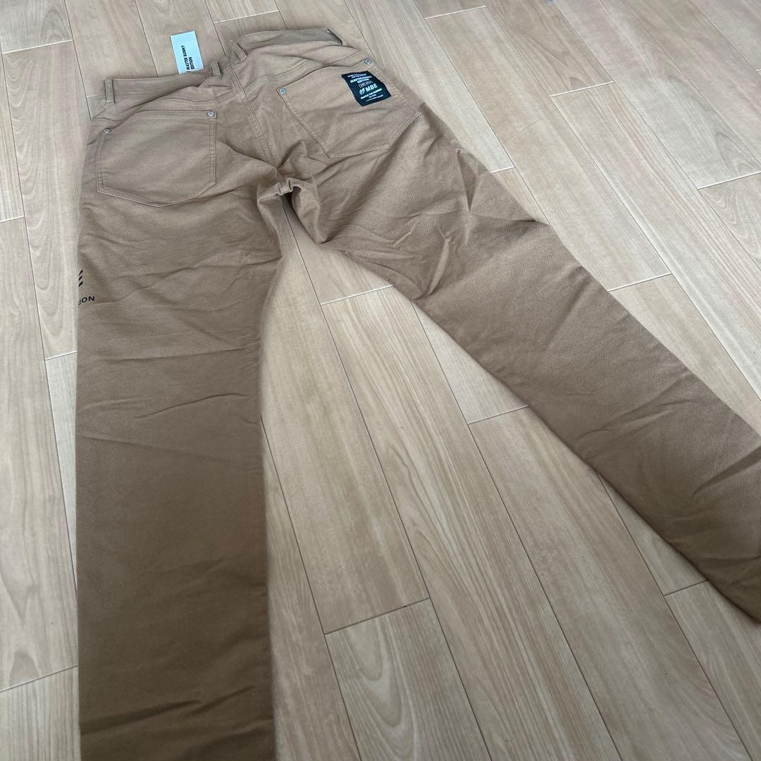 マスターバニー　パンツ