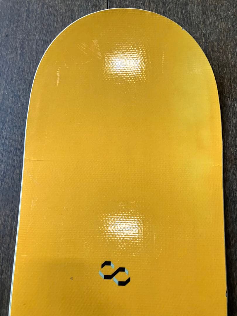 INFINITY 154cm ボード　カナダ　良品　レア