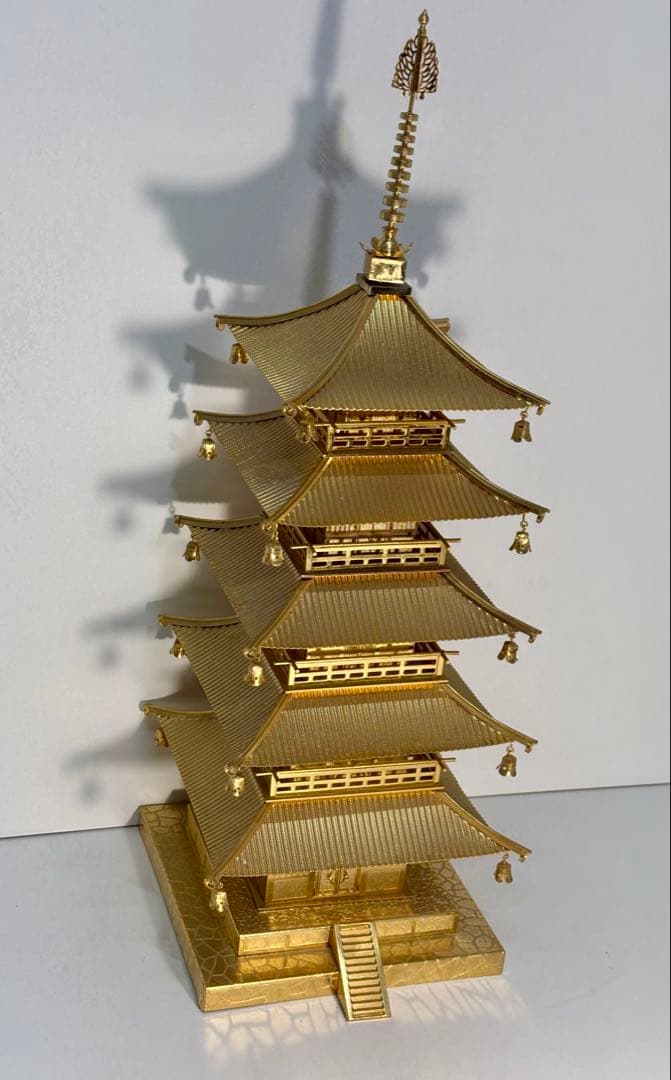 #五重塔 金属製オブジェ