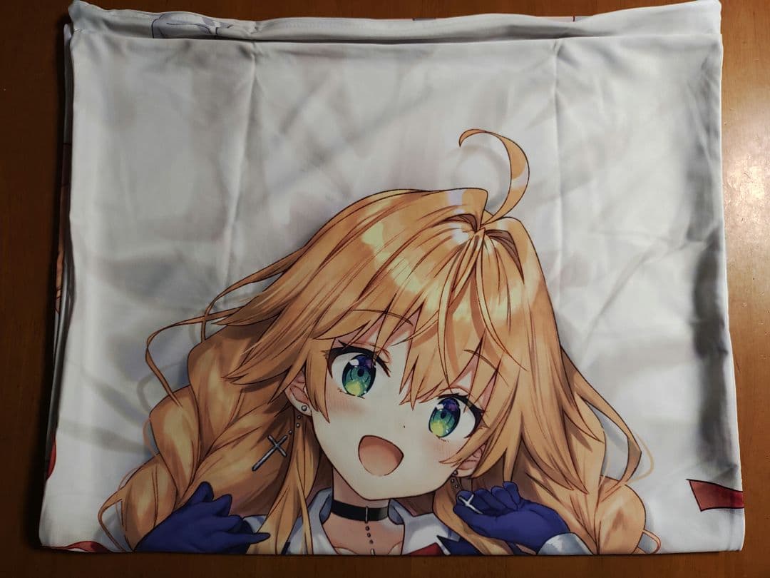 アズレン ル・テメレール 抱き枕カバー りいちゅ 正規品 中古