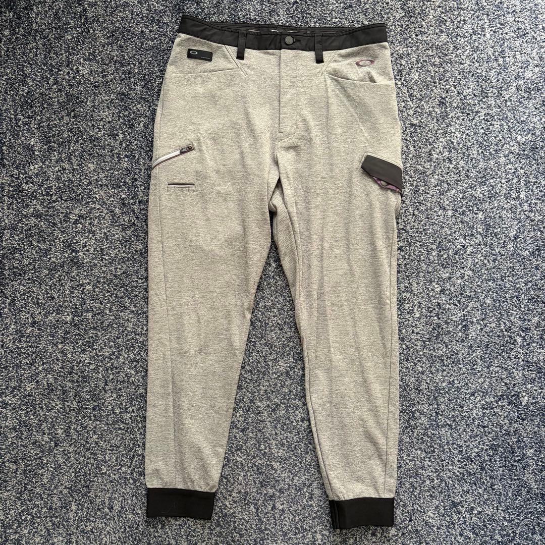 オークリー　ストレッチ　ジョガーパンツ　スカルロゴ　ゴルフウェア　グレー系　34