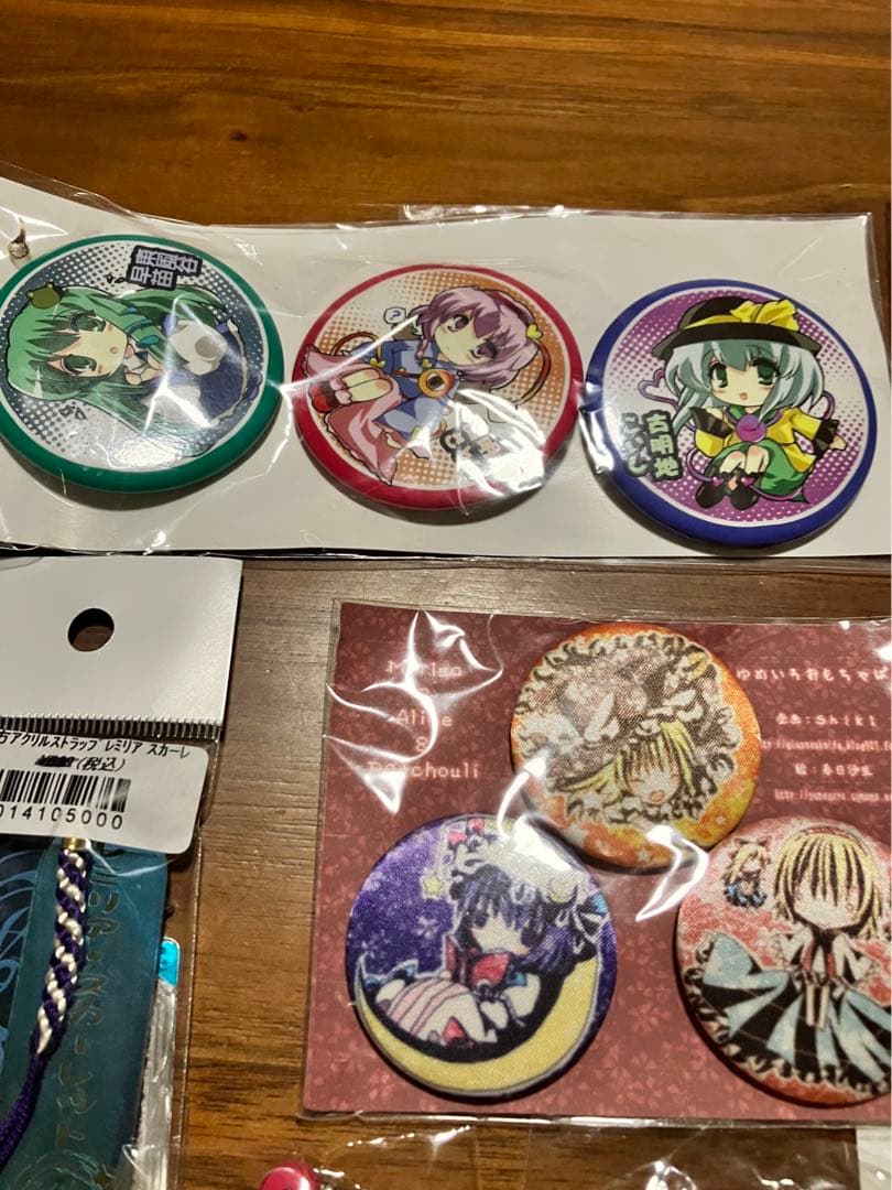 新品未使用　東方プロジェクト　グッズ　レミリア　缶バッチ　キーホルダー