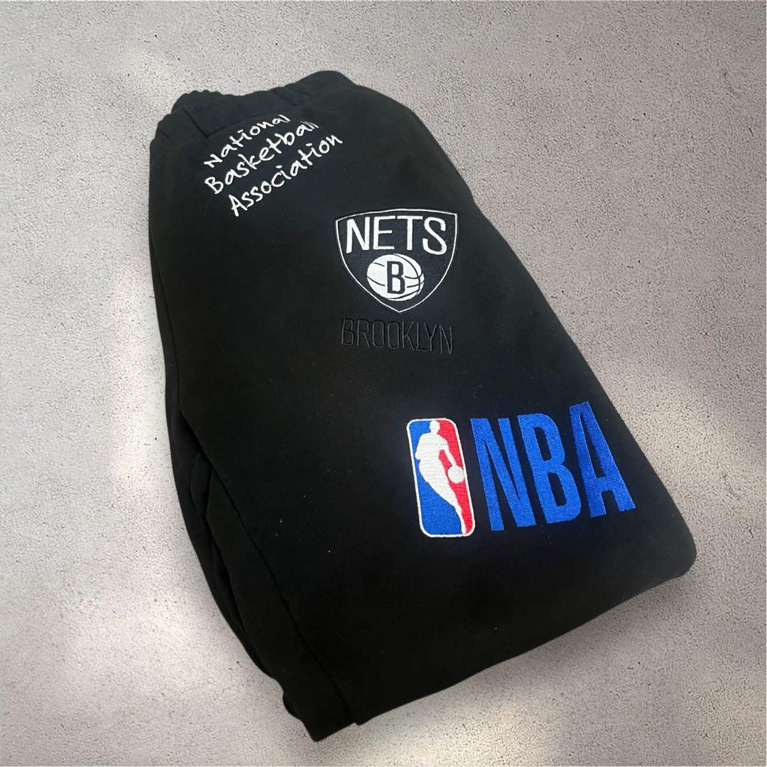 月*日様 【希少】NBA/エヌビーエー チームワッペン刺繍 裏毛 スウェットパン