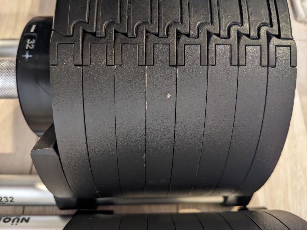 ②FLEXBELL 32kg 2kg刻み NÜOBELL 可変式ダンベル