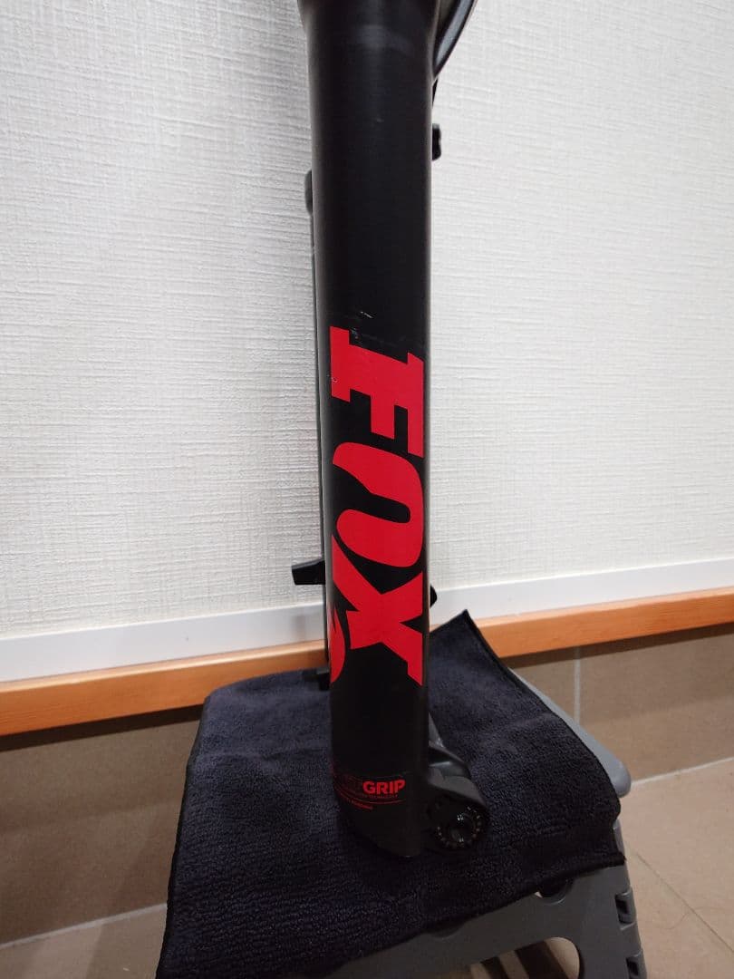FOX Rhythm 34 27.5 150mm Boost　低走行品