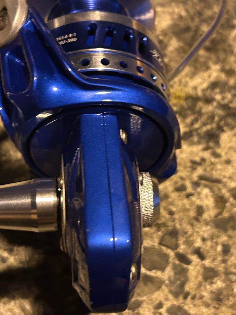 Okuma スピニングリール（ブルー） 9ベアリング仕様 8000番