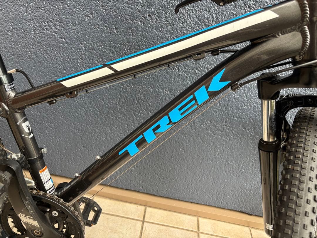 Trek ジュニア　Superfly マウンテンバイク24インチ