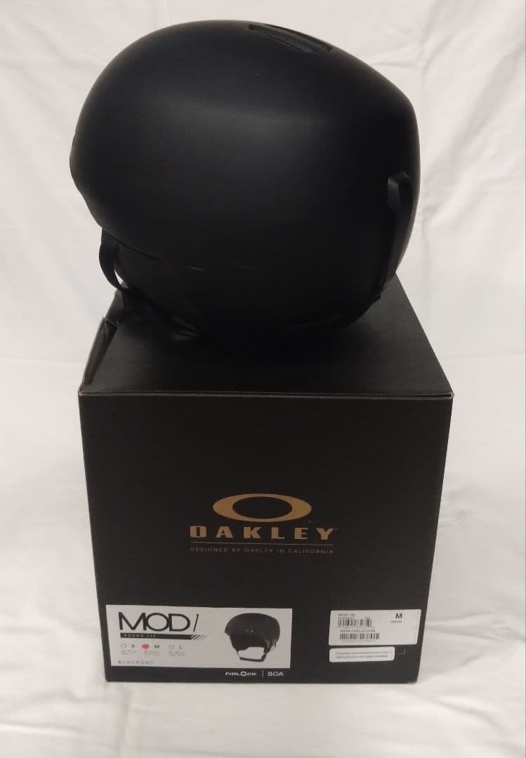 OAKLEY ヘルメット MOD1 比較的美品！