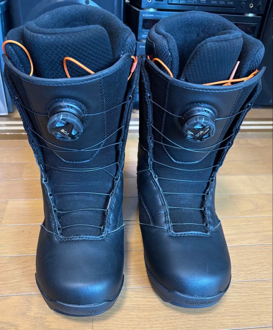 thirty two STW DOUBLE BOA ブラックスノーボードブーツ