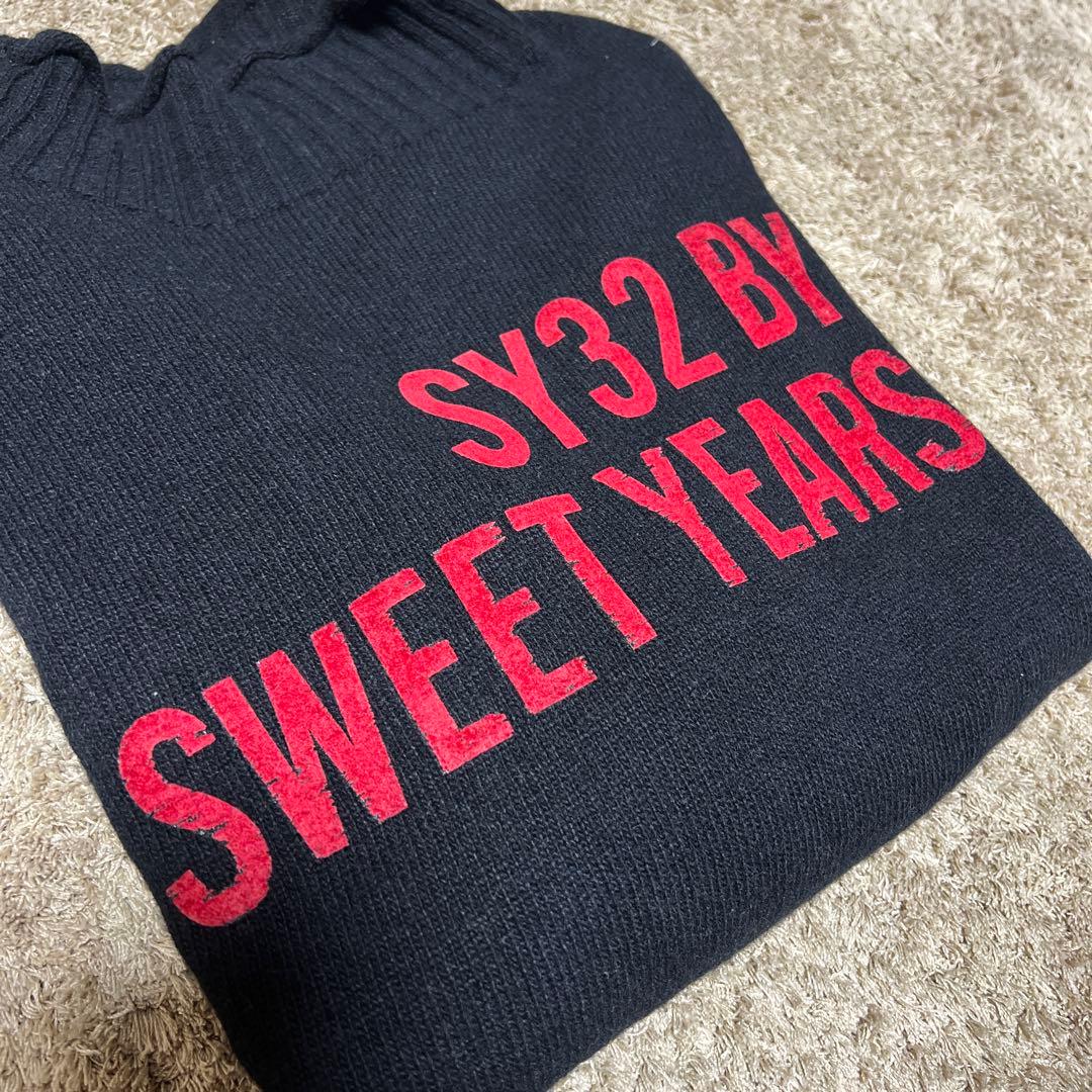 SY32 BY SWEET YEARS フロッキーロゴセーターニット