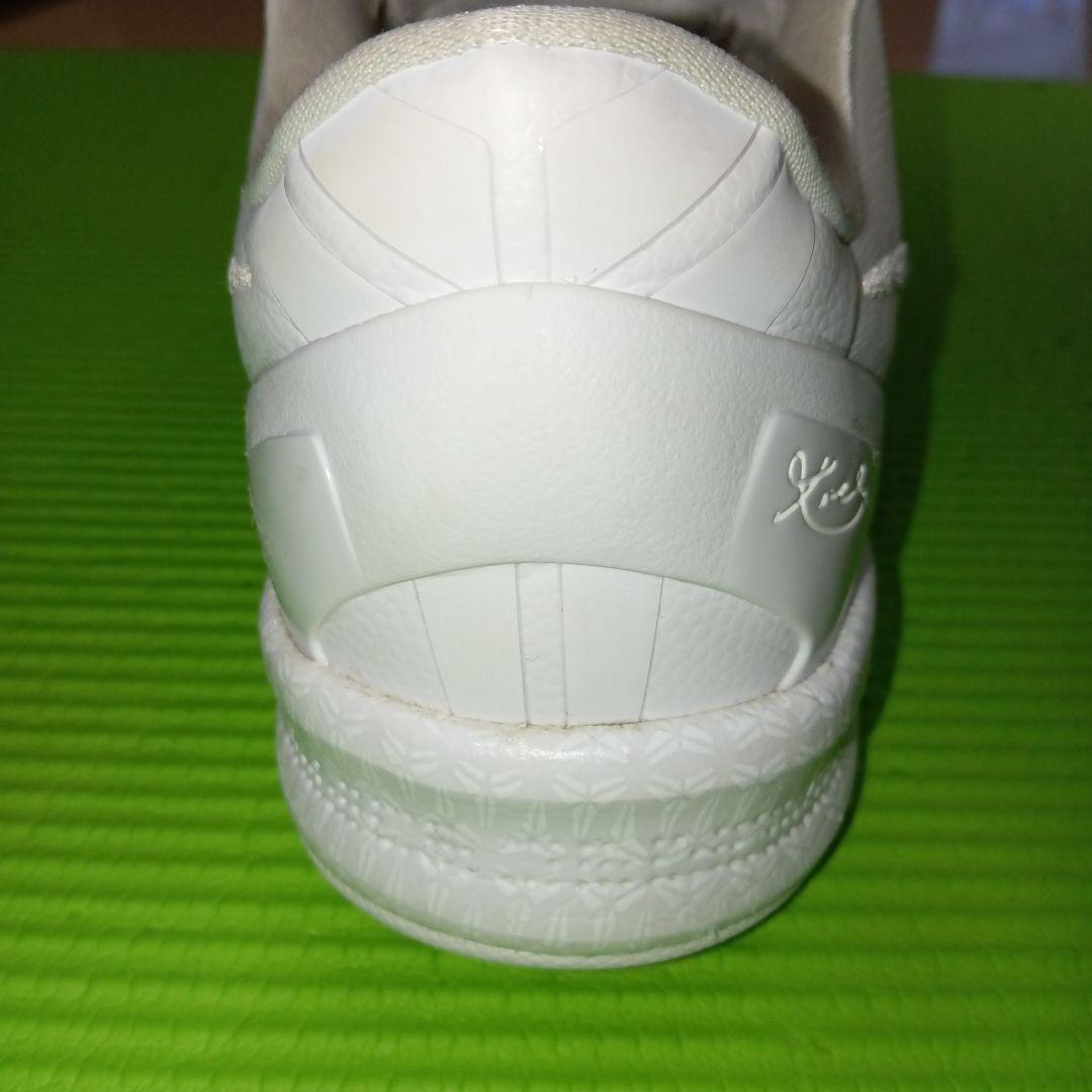 NIKE KOBE 8 PROTRO ホワイト コービー ナイキ