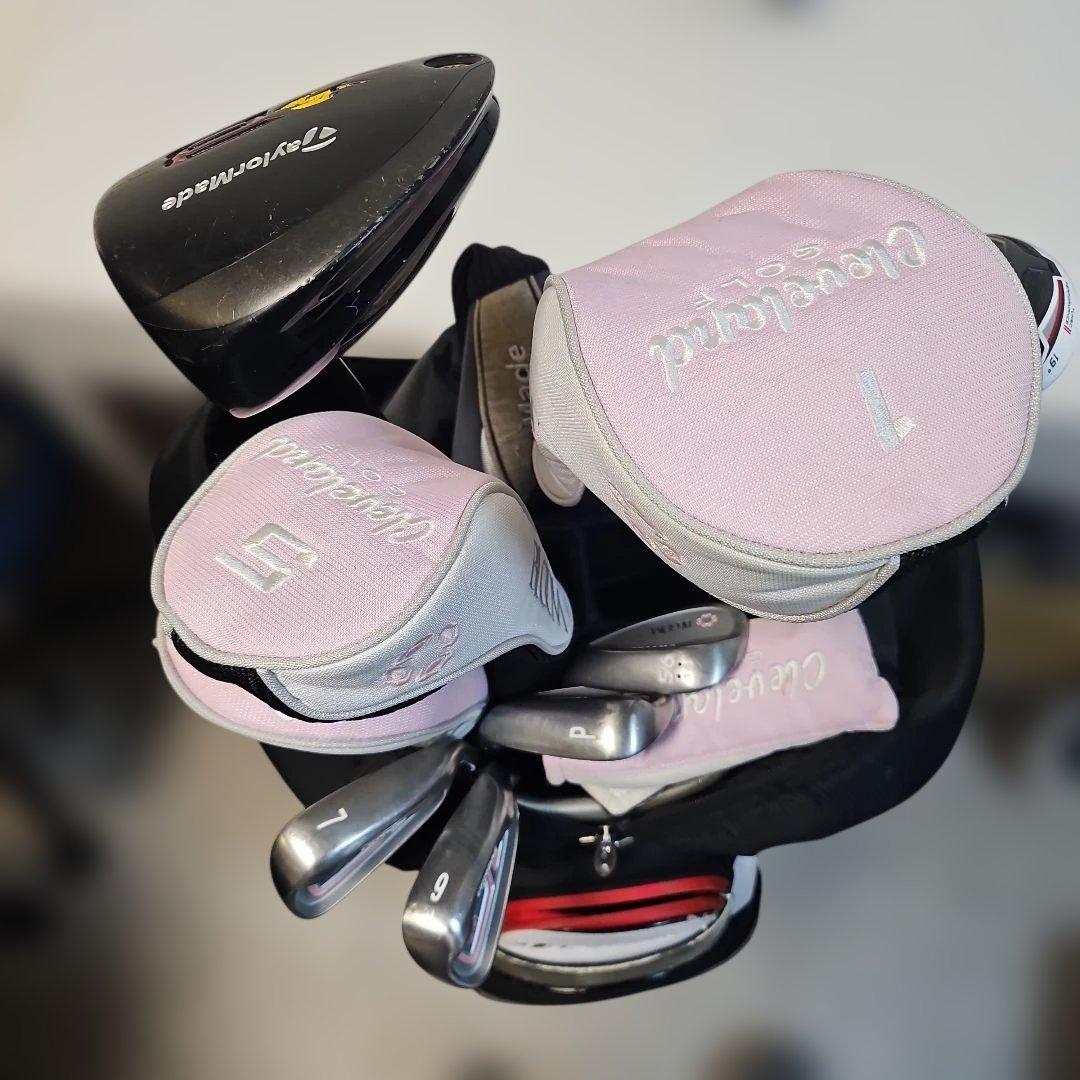 TaylorMade ゴルフキャディバッグセット