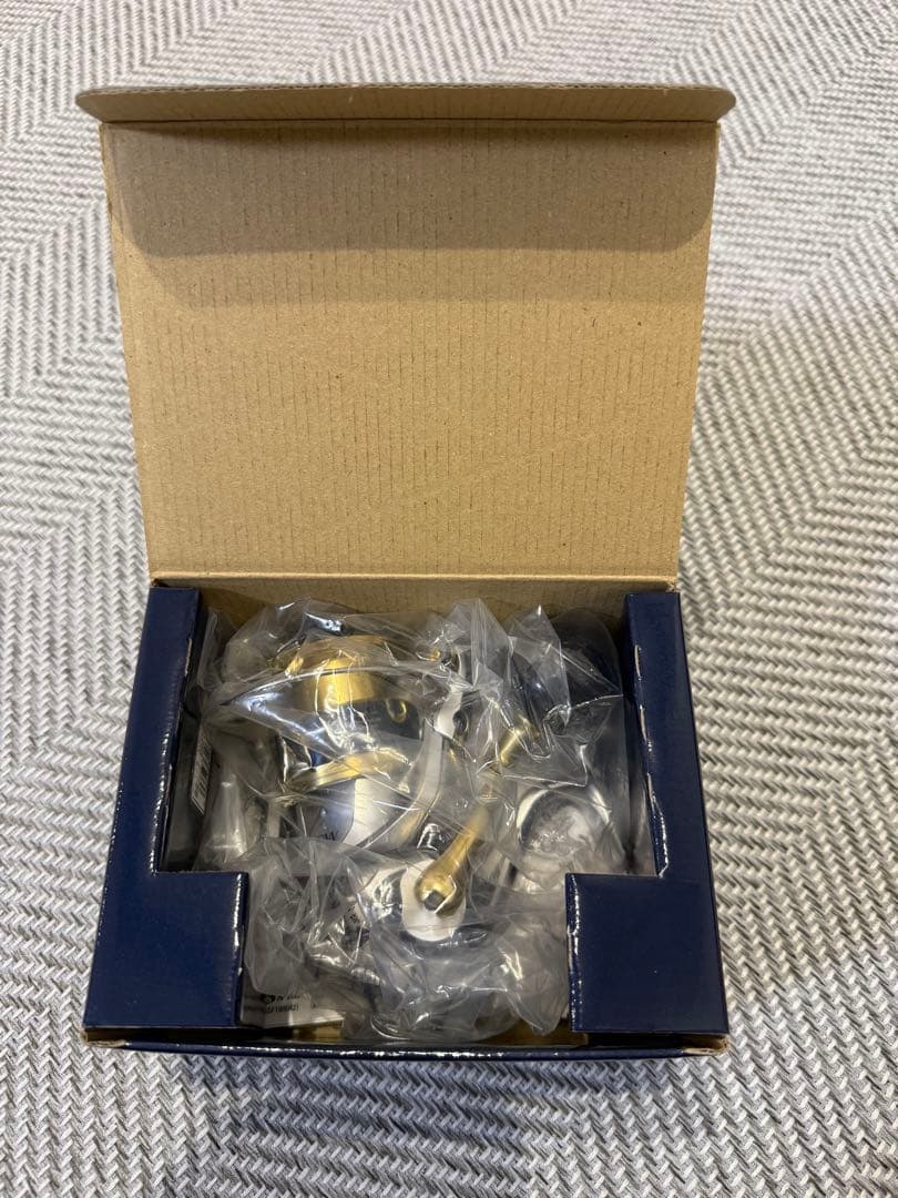 STRADIC SW 4000XG スピニングリール