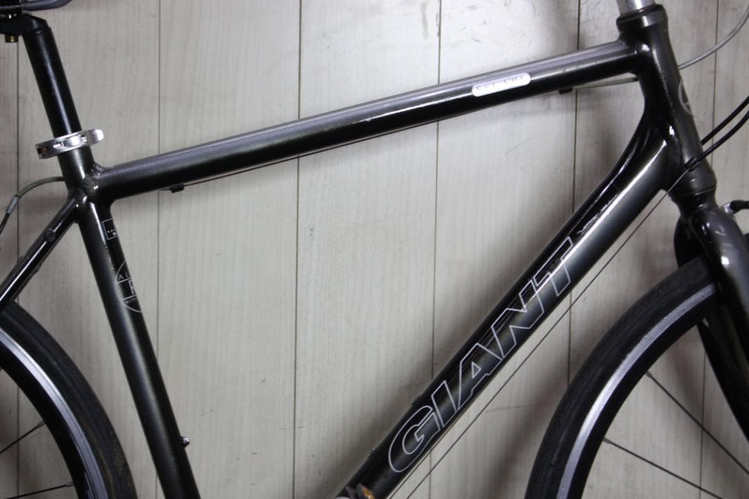 GIANT ESCAPE R3 700C 24速 500mm GREY クロス