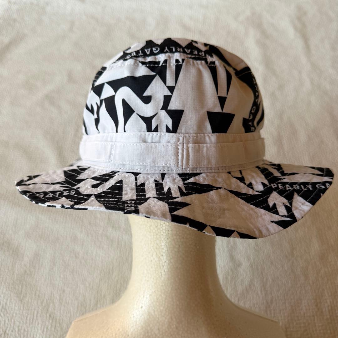美品✨パーリーゲイツ サファリハット 白×ネイビー 矢印柄 ツリー柄