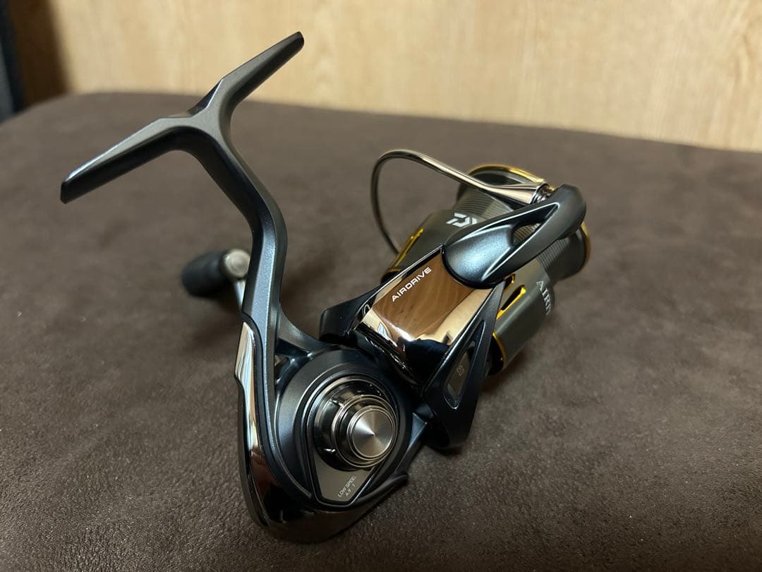 新品未使用 23エアリティ LT2000S-P マグ抜き エリアトラウト