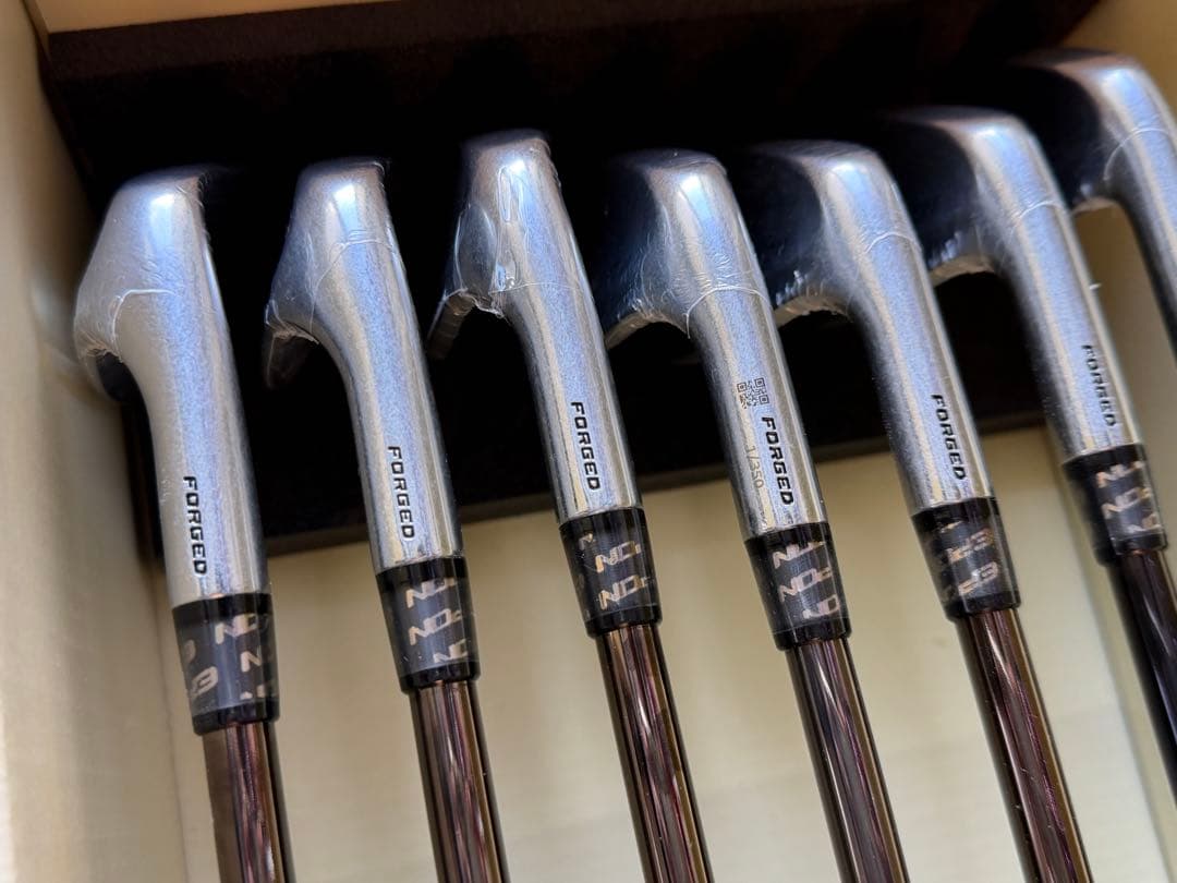 新品‼︎ EPON エポン　限定品　４５年記念パーソナル　 アイアンセット