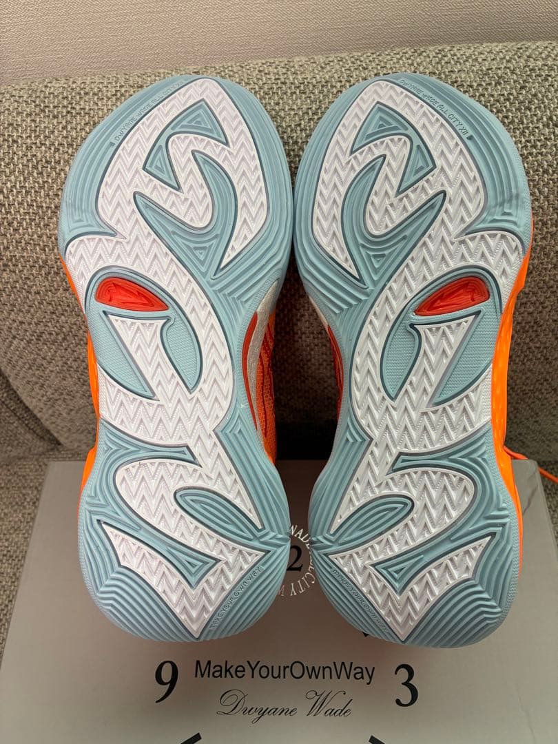 WADE ALL CITY 12 「オレンジ」　US8.5