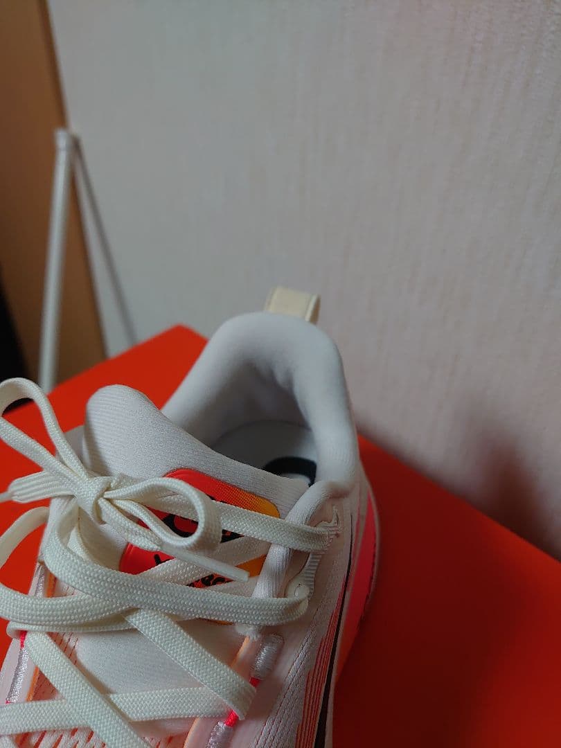 Nike ボメロ18 ウィメンズ 26.0cm オレンジ