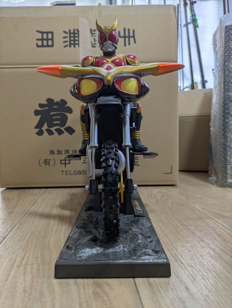 仮面ライダー クウガビートチェイサー2000ラジコン