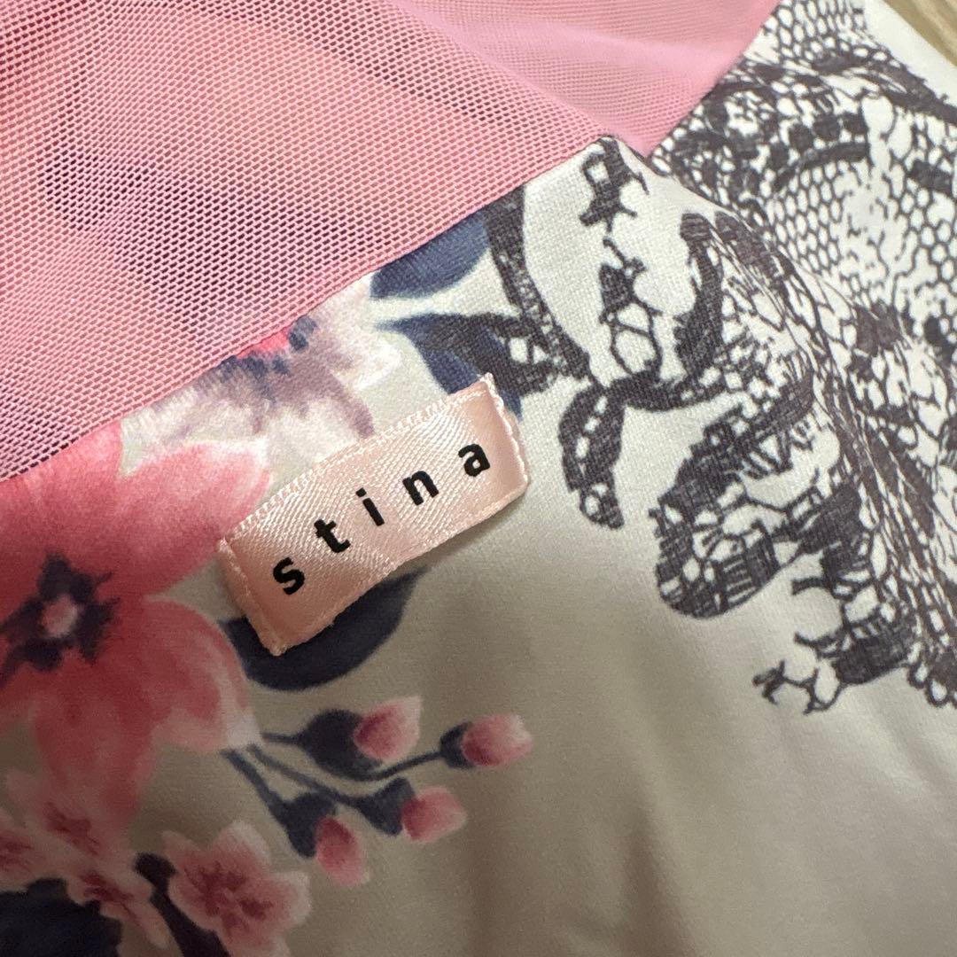 stina/M/ピンクの花柄長袖レオタード