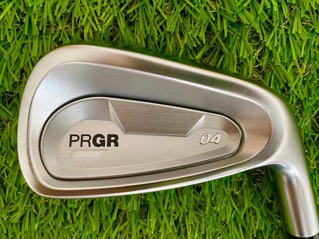未使用に近い）PRGR 04アイアン　7-52度の6本セット