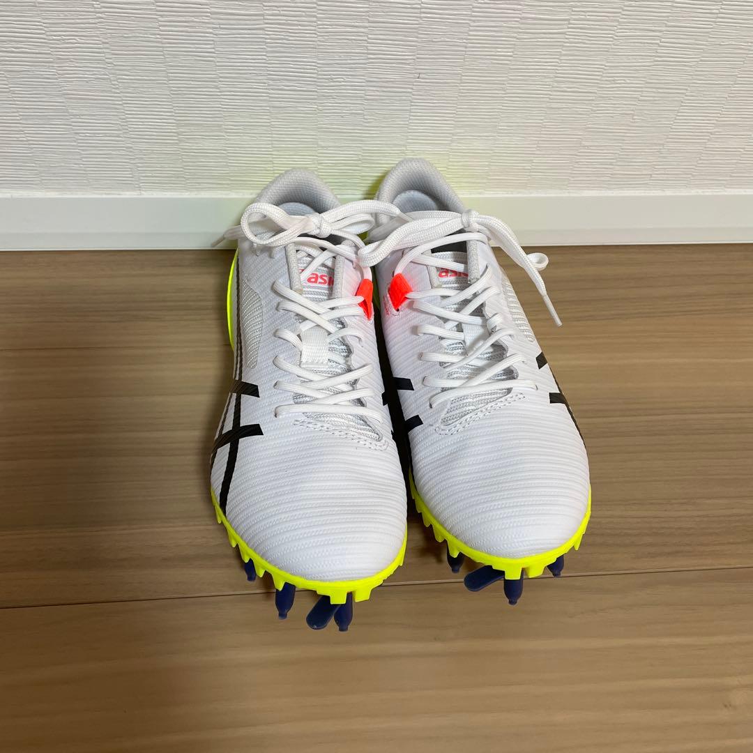 新品.未使用　asics 陸上スパイク 24.5