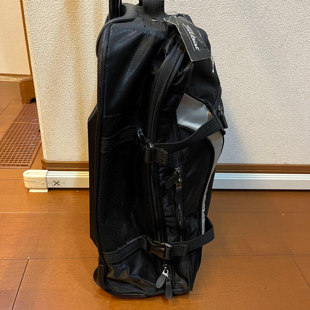 タグ付き　タイトリスト　二輪　キャリーバッグ　ブラック