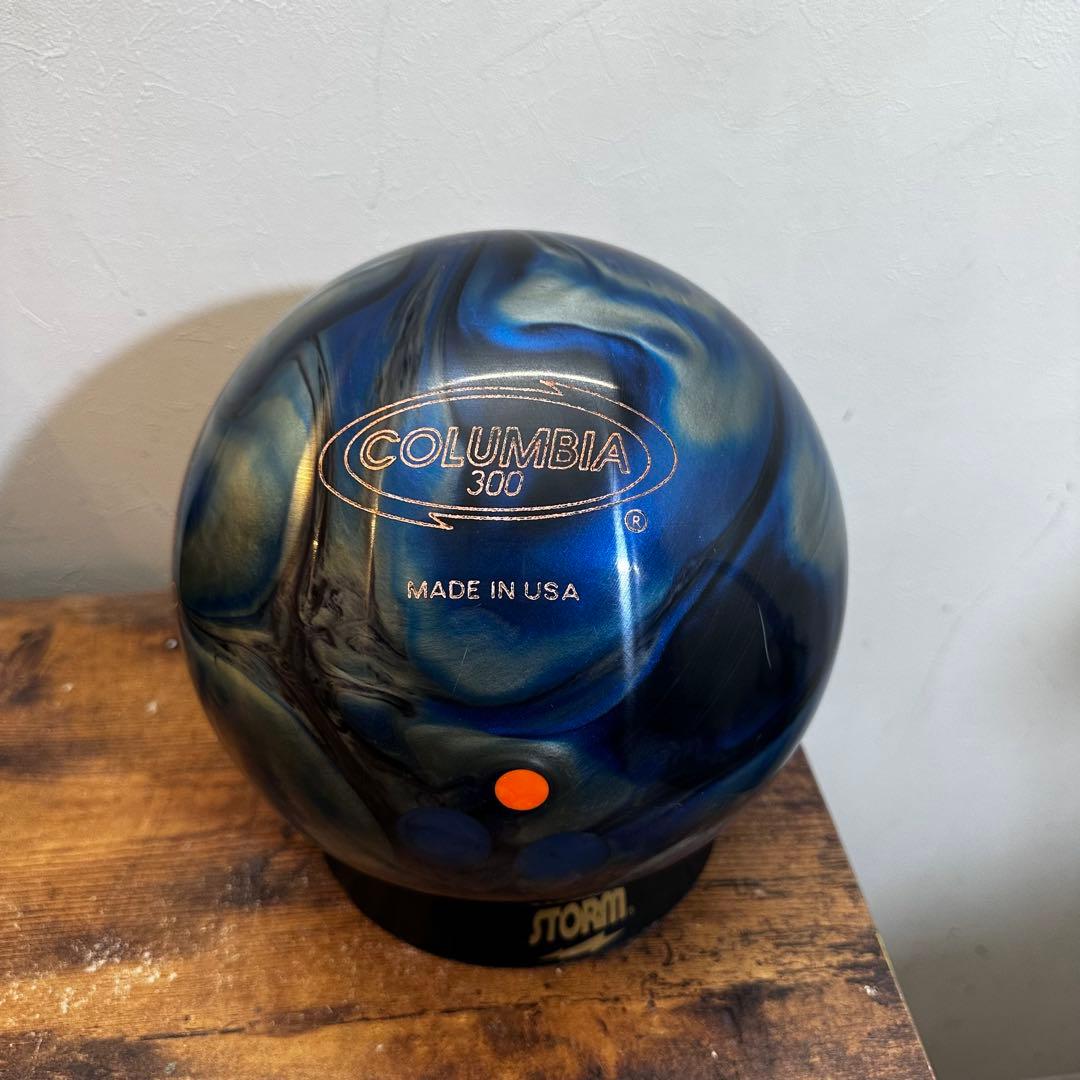 14ポンドCOLUMBIA 300 FREEZE HYBRID ボウリングボール