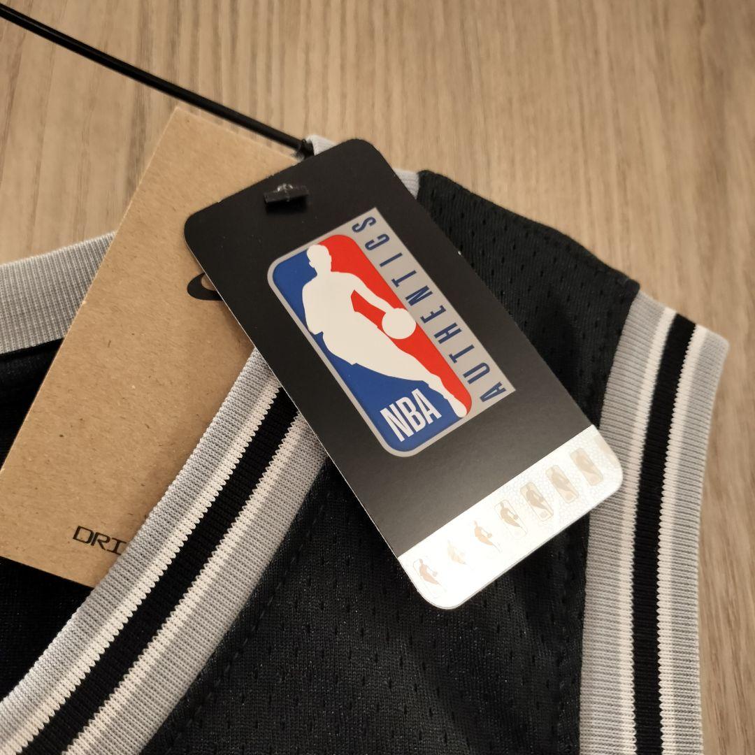【鑑定済み】Spurs ウェンバンヤマ オーセンティックユニフォーム　サイン入
