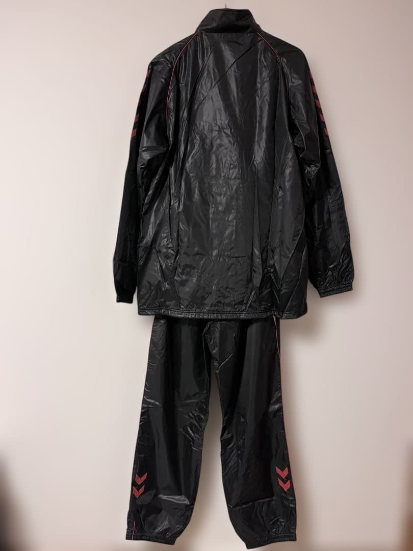 新品未使用hummel ブラック ウィンドブレーカー上下セットサイズO（XL）
