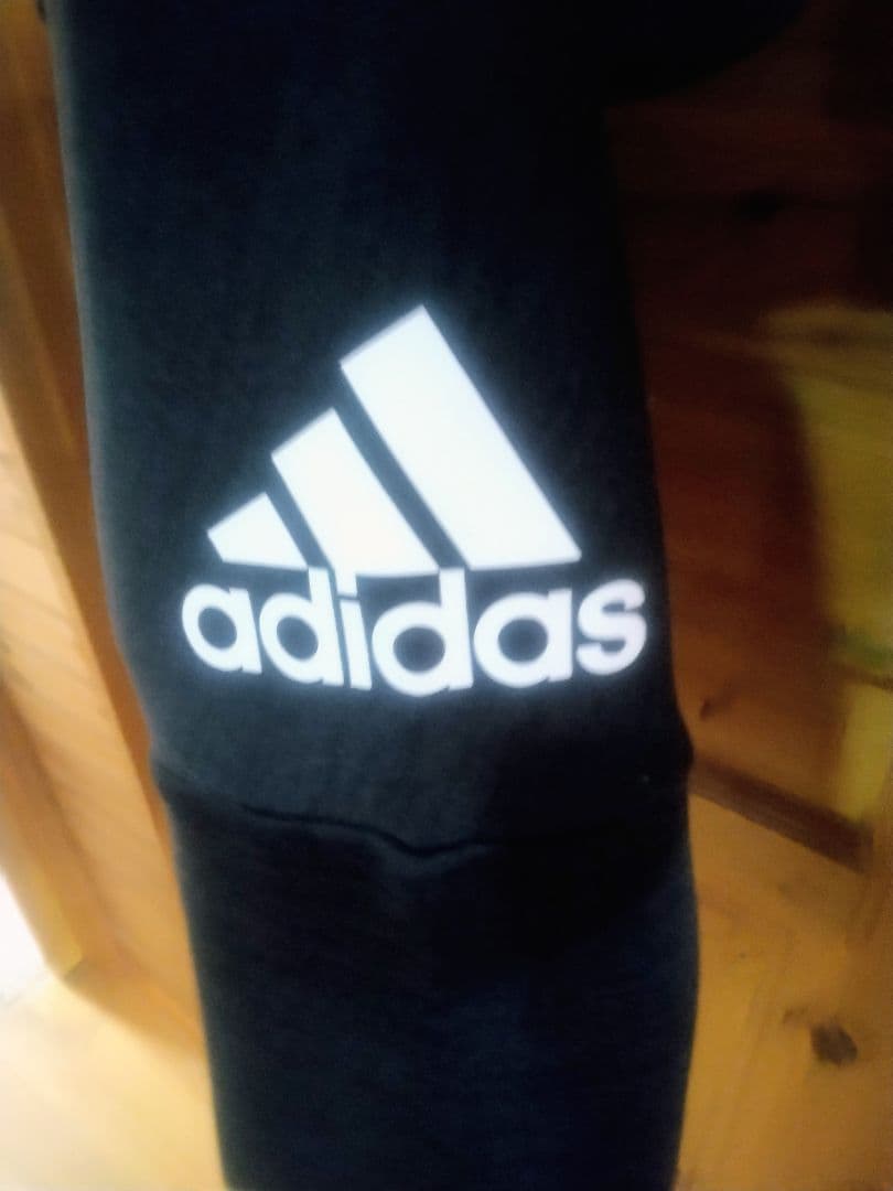 adidas ALL BLACKS ウォームアップウェア ブラック　パーカー