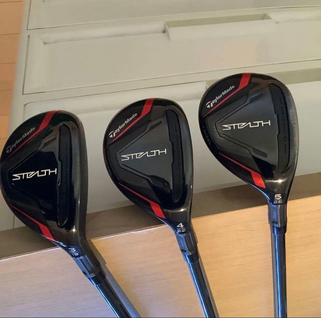 ☆TaylorMadeステルスユーティリティ純正カーボンＳ未使用ヘッドカバー☆