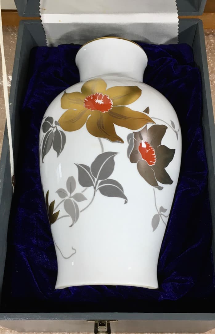 大倉陶園 OKURA CHINA 花瓶 陶磁器 花柄