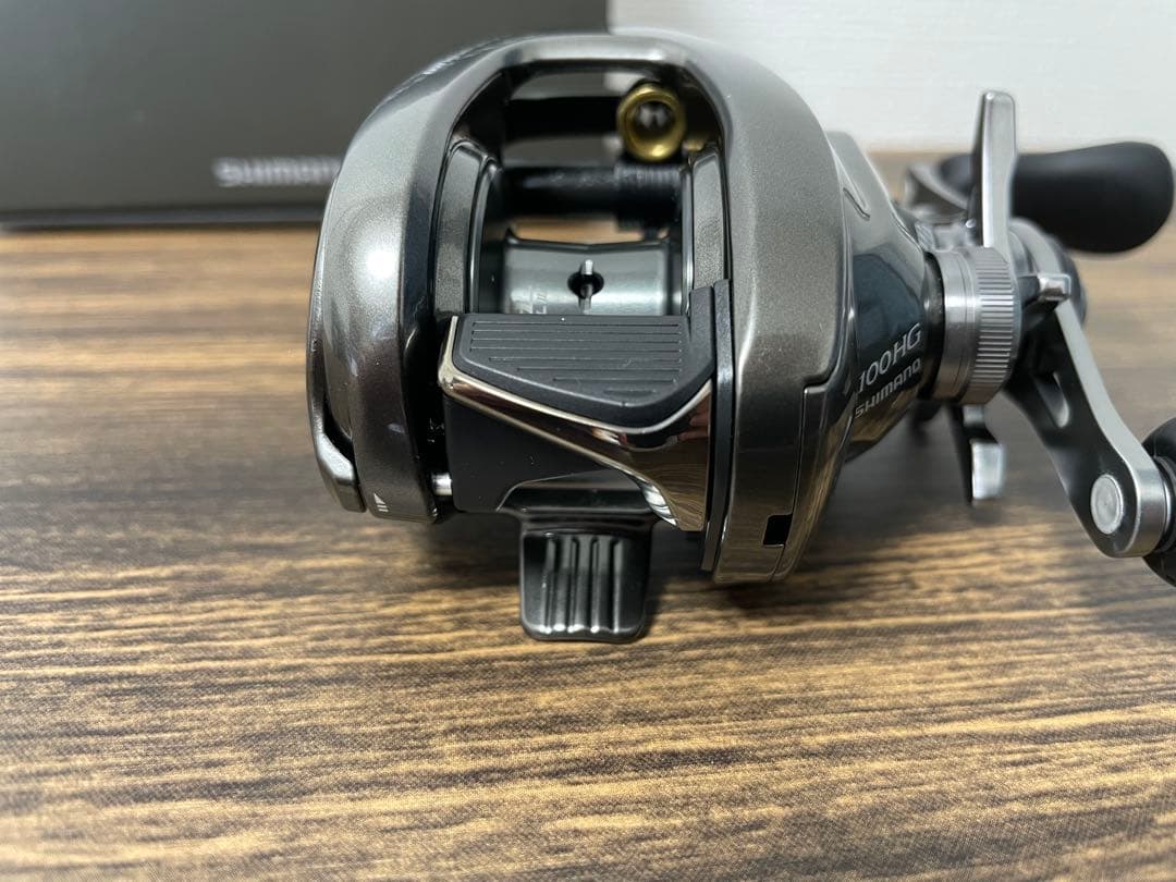 シマノ メタニウムSHIMANO nium 100HG ベイトリール