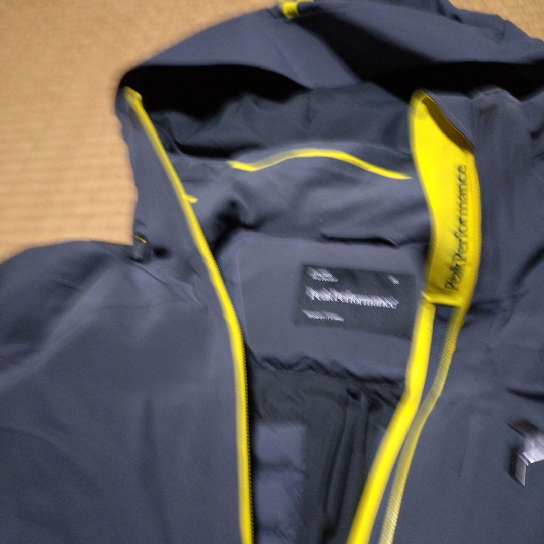 Peak Performance スノージャケット M相当サイズ