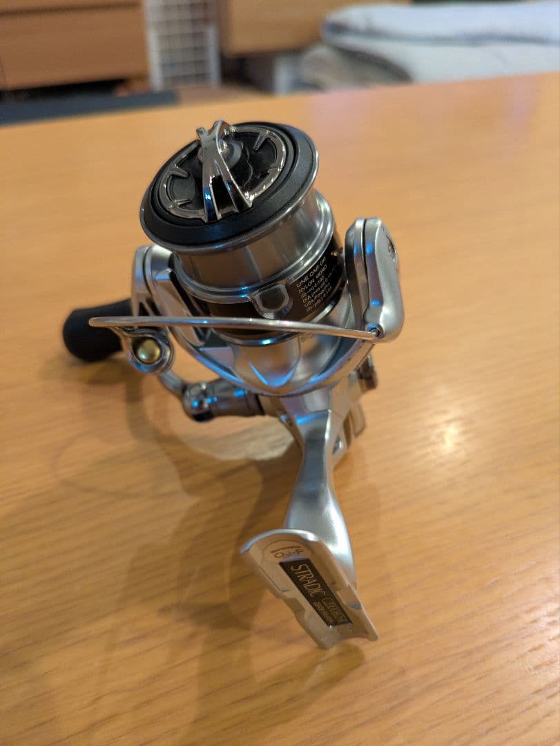 限定値下げ　SHIMANO　15 ストラディック C2000HGS