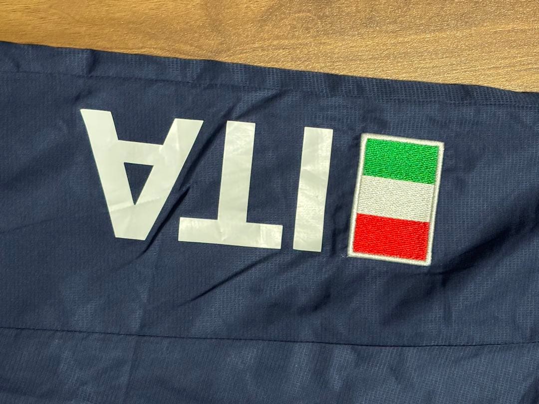 イタリア ウィンドブレーカー上下セット　レア