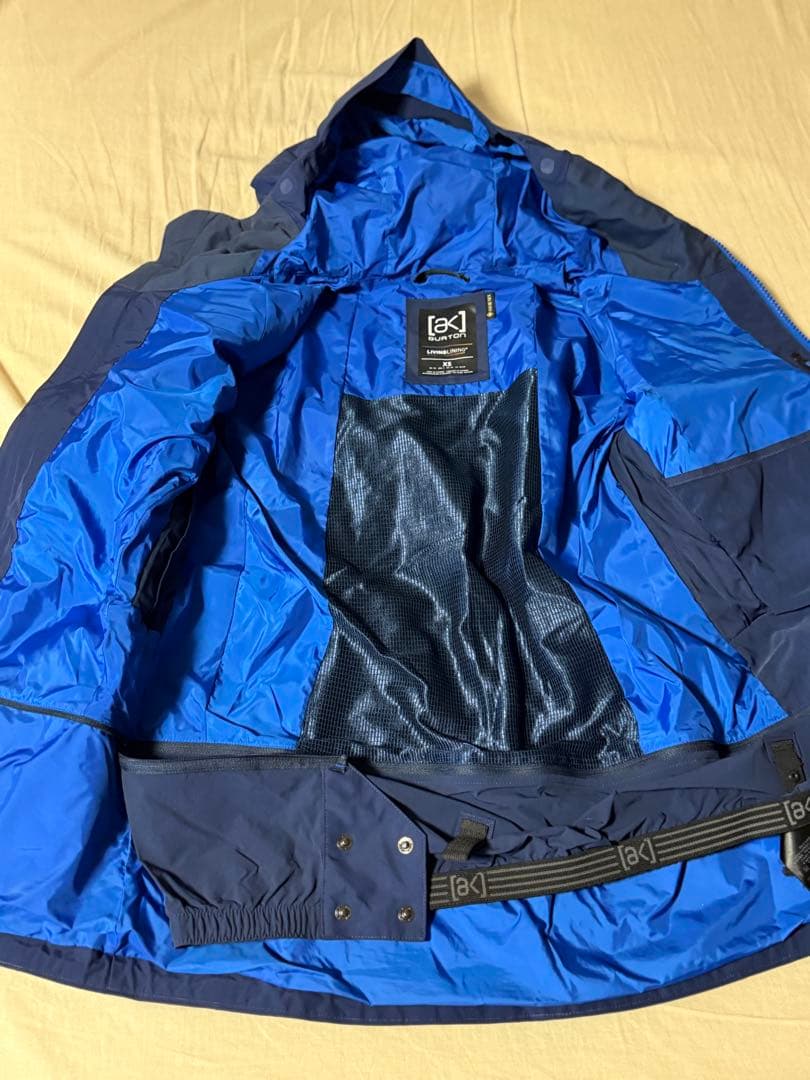 Burton ak スノボウェア　上下セット