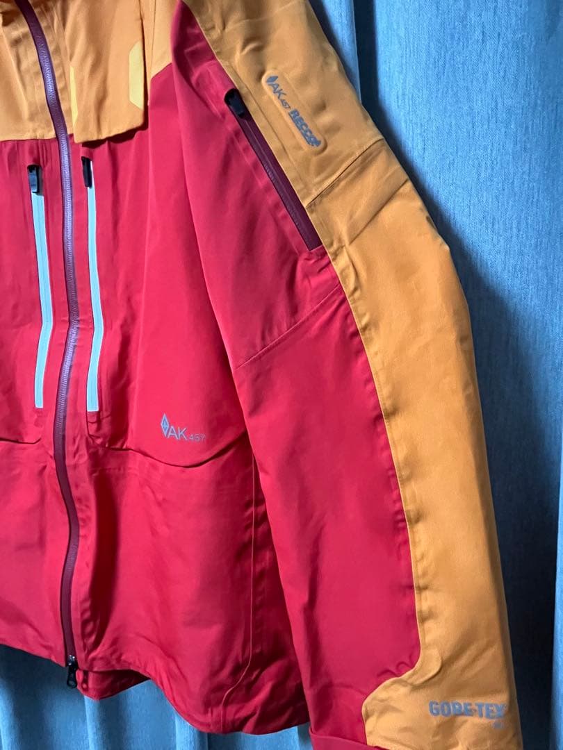 Burton AK457 GORE-TEX 3L size M 中古品