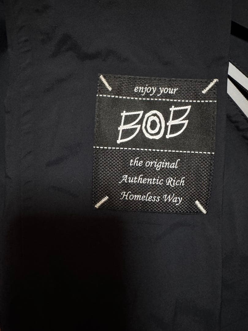 BOB フード付きジャケット 黒 be only brave