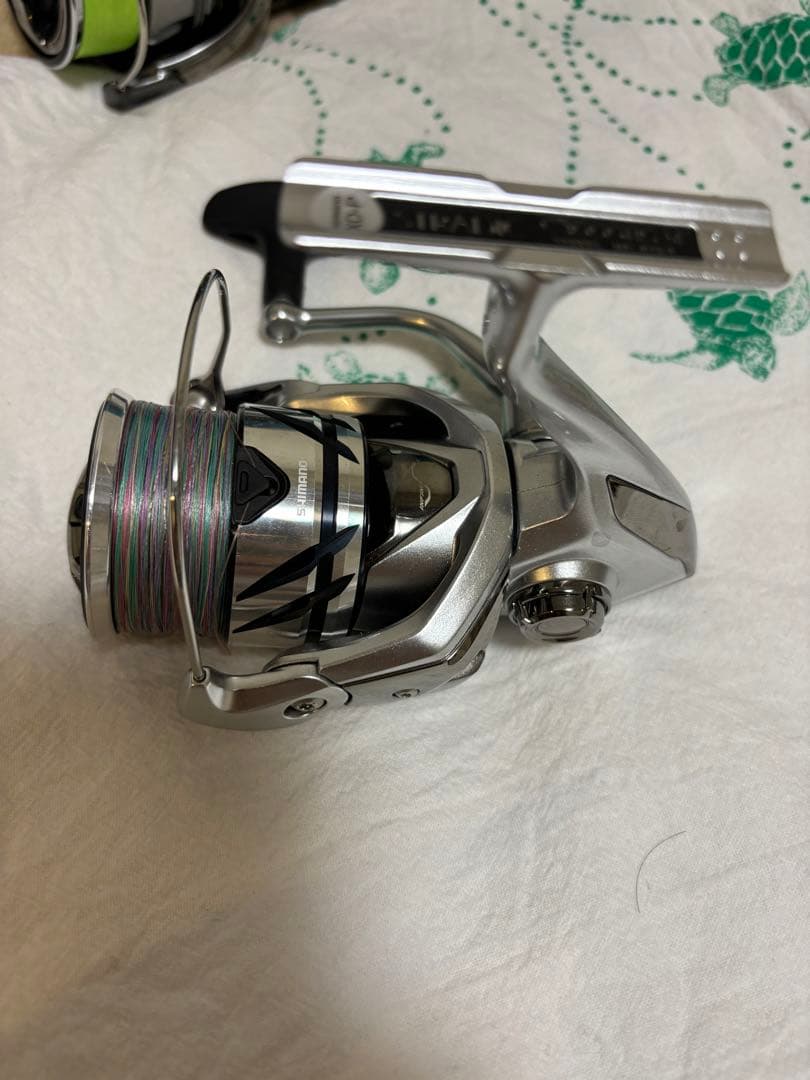 STRADIC C3000HG-M スピニングリール