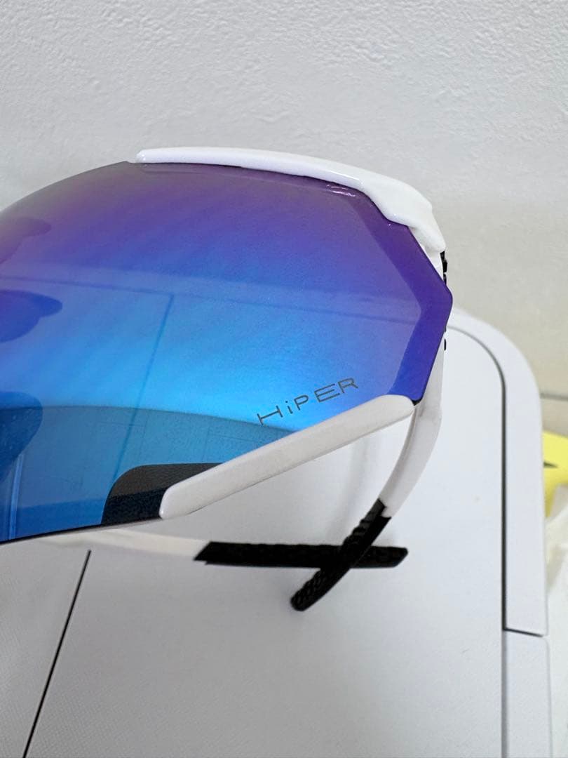 100% Aerocraft ホワイト ブルー ワンハンドレッド サングラス