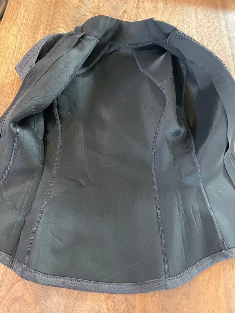 美品　Hurley タッパー グレー Lサイズ