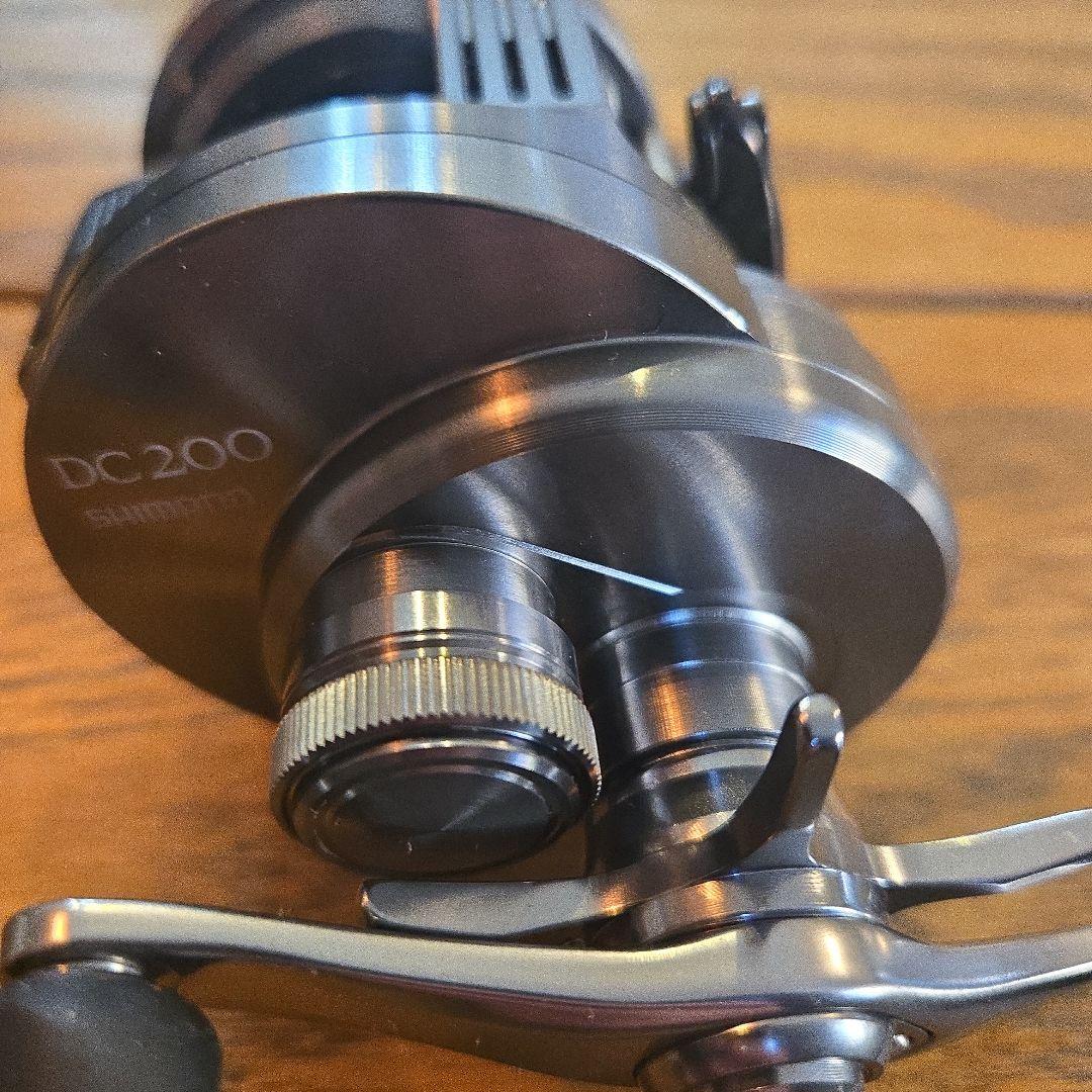リール SHIMANO CALCUTTA CONQUEST DC 200