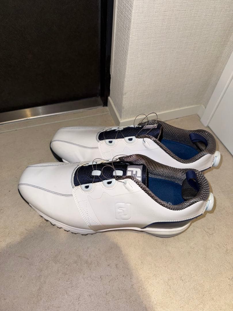 FootJoy ULTRA FIT ゴルフシューズ ホワイト/ネイビー